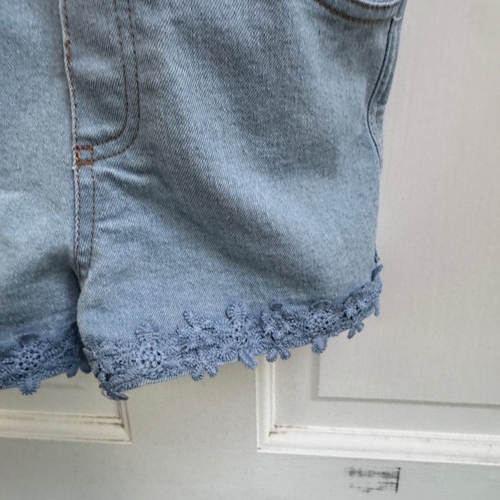 Calvin Klein Jeans 4T Girls Light Blue Floral Kids Short Overalls - Picture 3 of 8